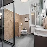 33 K Next To Alexanderplatz, 4 With Bathroom & Guest Toilet