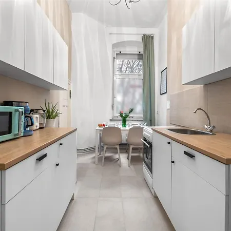 33 K Next To Alexanderplatz Apartamento *