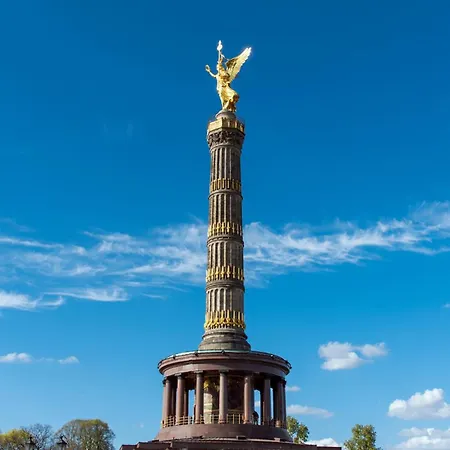 33 K Next To Alexanderplatz, 4 With Bathroom & Guest Toilet Lägenhet *
