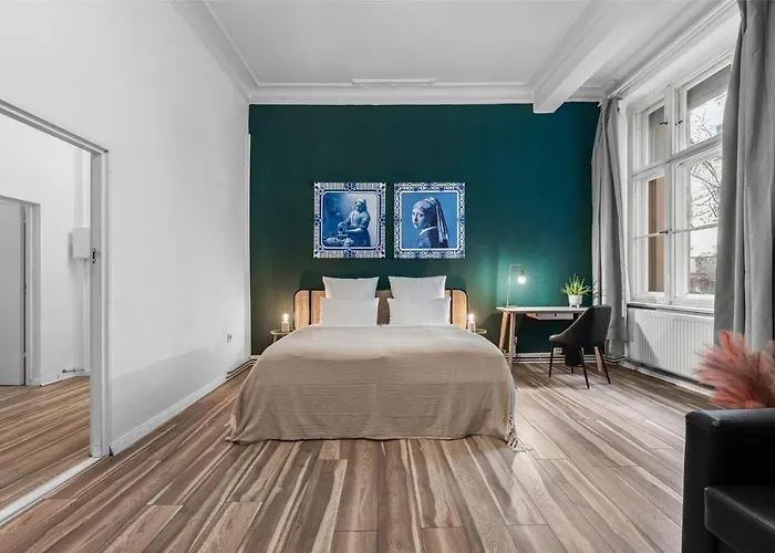 アパート 33 K Next To Alexanderplatz, 4 With Bathroom & Guest Toilet ベルリン