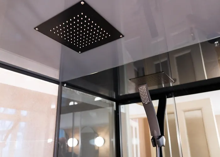 33 K Next To Alexanderplatz, 4 With Bathroom & Guest Toilet