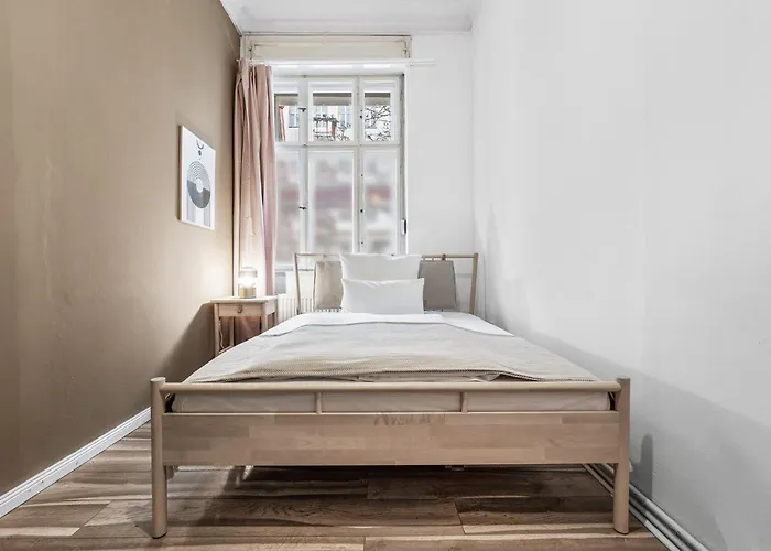 33 K Next To Alexanderplatz, 4 With Bathroom & Guest Toilet ベルリン