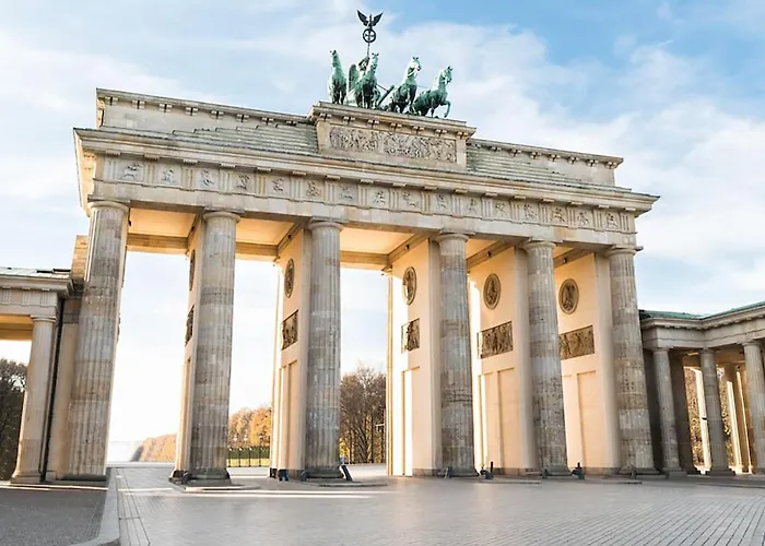 33 K Next To Alexanderplatz, 4 With Bathroom & Guest Toilet * Berlin