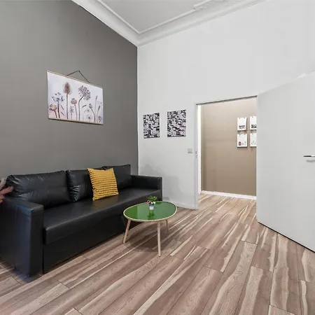 33 K Next To Alexanderplatz Apartment *