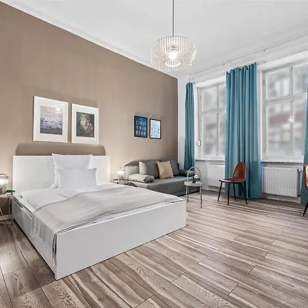 33 K Next To Alexanderplatz Berlin