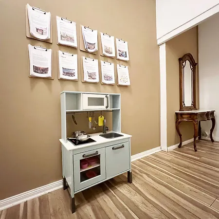 33 K Next To Alexanderplatz, 4 With Bathroom & Guest Toilet *