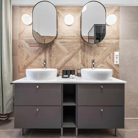 Appartamento 33 K Next To Alexanderplatz, 4 With Bathroom & Guest Toilet