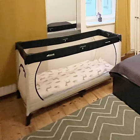 33 K Next To Alexanderplatz, 4 With Bathroom & Guest Toilet *